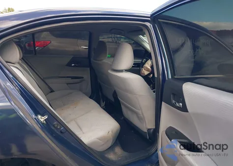 2017 Honda Accord Lx z USA, uszkodzony, nr VIN 1HGCR2F4XHA157051